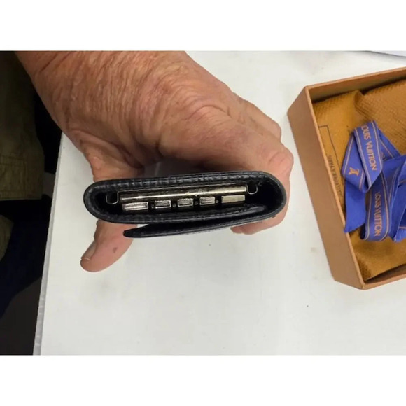 Louis Vuitton Leather Black Wallet + With Box and Dust Bag Black - Picture 8 of 10